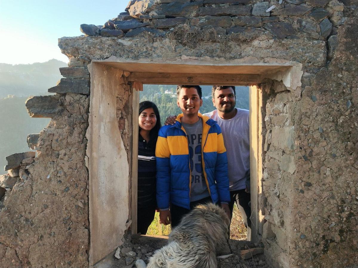 Neha Homestay Shimla Exterior foto
